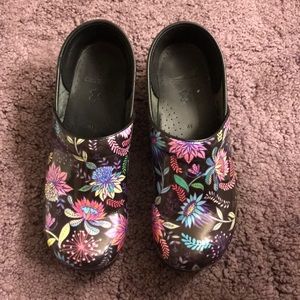 Dansko shoes